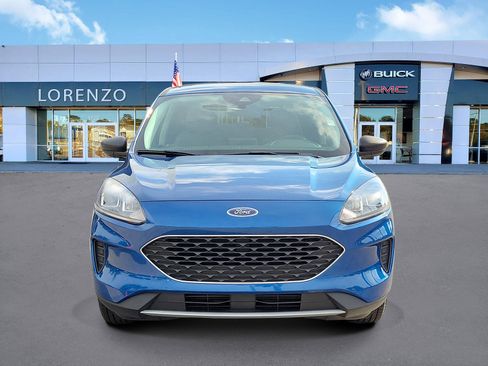 Used 2022 Ford Escape SE image 2