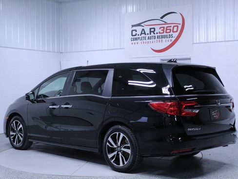 Used 2021 Honda Odyssey Touring image 4