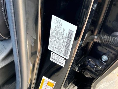 Used 2024 Honda Pilot Elite image 37