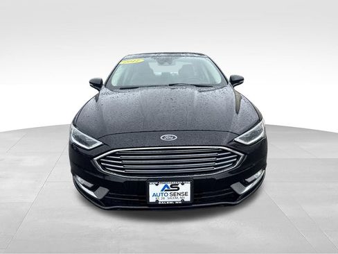 Used 2017 Ford Fusion SE w/ Fusion SE Technology Package AWD/4WD image 11