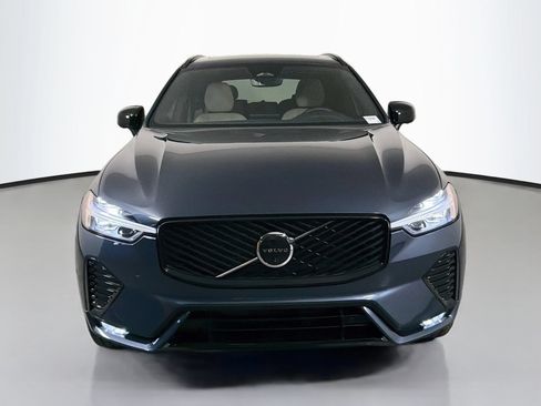 New 2027 Volvo XC60 B5 Plus AWD/4WD image 2