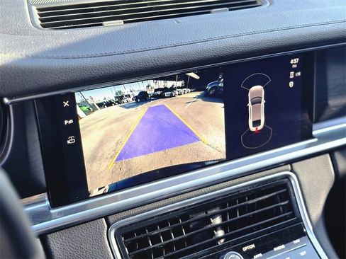 Used 2023 Porsche Panamera Platinum Edition image 26
