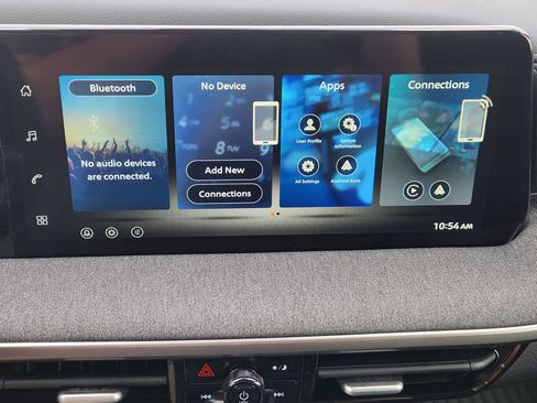 Used 2026 Nissan Kicks SV w/ Charging Package image 15