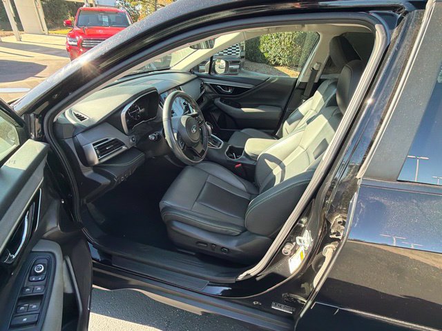 Used 2024 Subaru Outback Onyx Edition AWD/4WD image 13