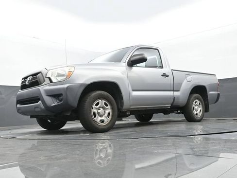 Used 2014 Toyota Tacoma 2WD Regular Cab image 12
