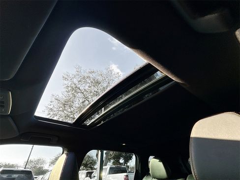 Used 2023 Mitsubishi Outlander SEL image 24