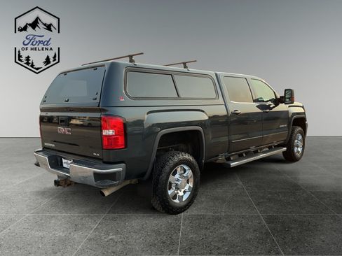 Used 2017 GMC Sierra 2500 SLE w/ HD SLE Preferred Plus Package AWD/4WD image 5