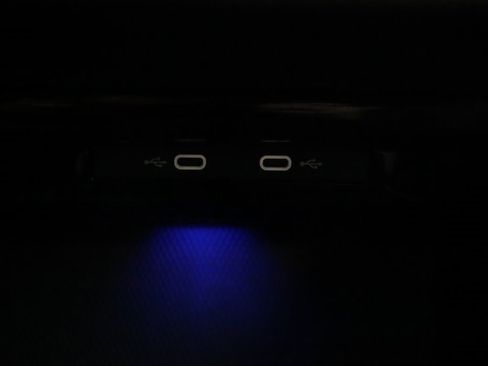 Used 2023 Volkswagen Golf 20th Anniversary Edition image 20