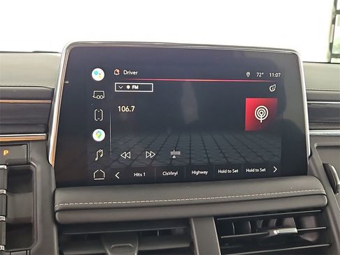 Used 2022 GMC Yukon SLT w/ SLT Premium Package image 19