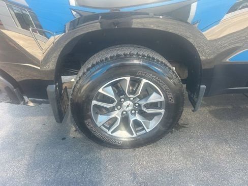 Used 2022 Chevrolet Silverado 1500 RST w/ Convenience Package II image 8