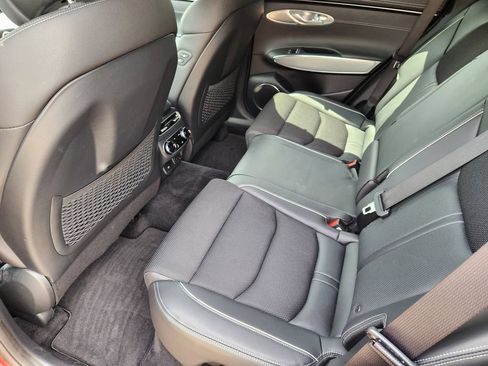 Used 2023 Genesis GV70 2.5T w/ Sport Prestige Package AWD/4WD image 28