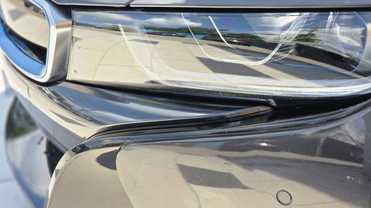 Used 2019 BMW i8 Roadster AWD/4WD image 42