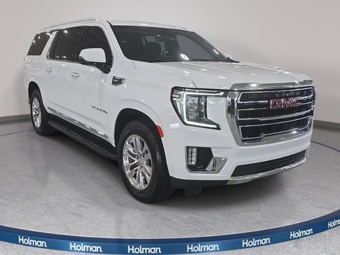 Used 2022 GMC Yukon XL SLT w/ SLT Premium Package RWD image 4