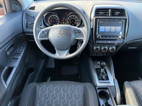 Used 2026 Mitsubishi Outlander Sport ES AWD/4WD image 17