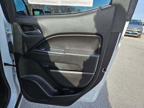 Used 2021 Chevrolet Colorado LT w/ Safety Package image 30