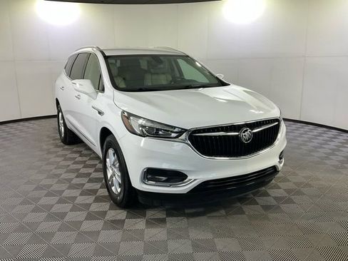 Used 2019 Buick Enclave Essence w/ Trailering Package, 5000 lbs. image 3