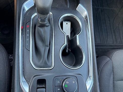 Used 2023 Chevrolet Traverse LT w/ LPO, Floor Liner Package AWD/4WD image 50