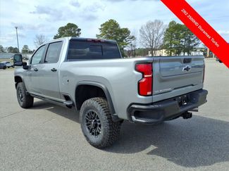 New 2026 Chevrolet Silverado 2500 ZR2 AWD/4WD video 3