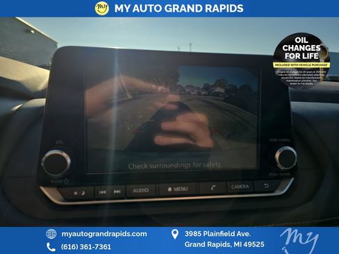 Used 2023 Nissan Rogue SV AWD/4WD image 21