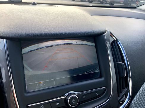 Used 2019 Chevrolet Cruze LT image 25