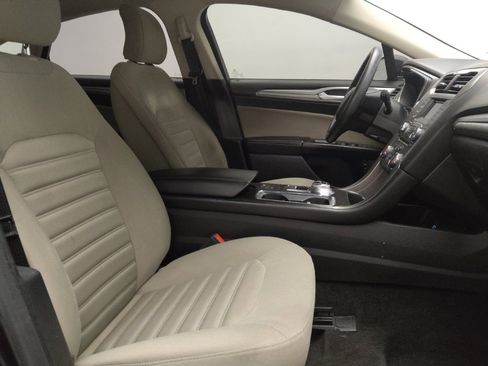 Used 2018 Ford Fusion S image 21