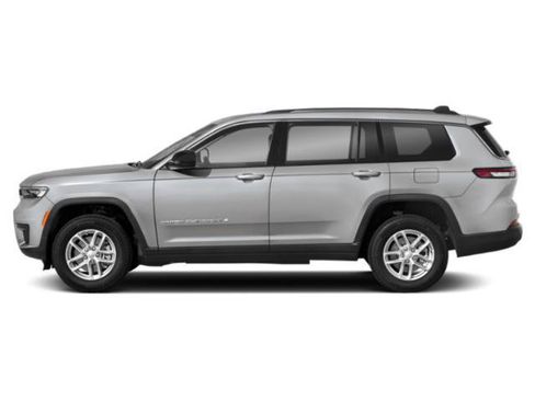 Used 2024 Jeep Grand Cherokee L Laredo AWD/4WD image 9