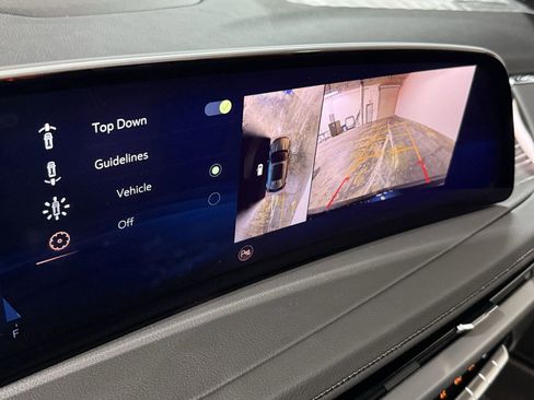 New 2025 Cadillac XT4 Premium Luxury image 28