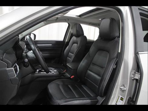 Certified 2025 MAZDA CX-5 AWD 2.5 S w/ Preferred Package image 5