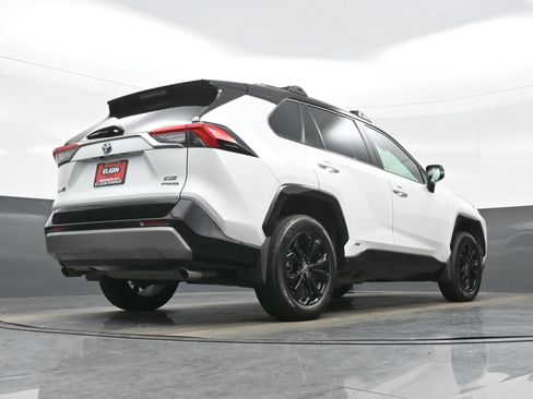 Used 2024 Toyota RAV4 XSE AWD/4WD image 33