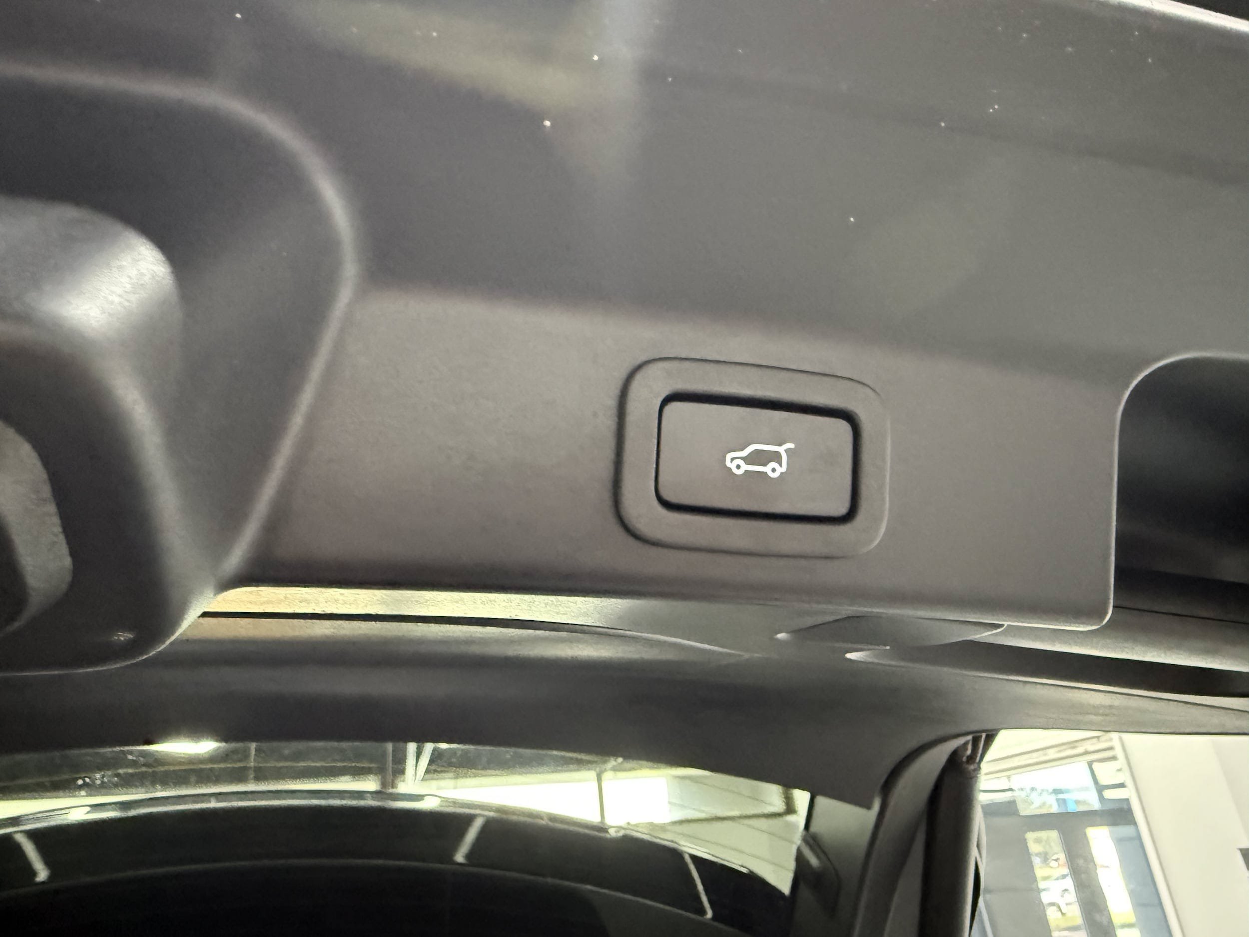 Used 2020 Jaguar F-PACE Prestige AWD/4WD image 22