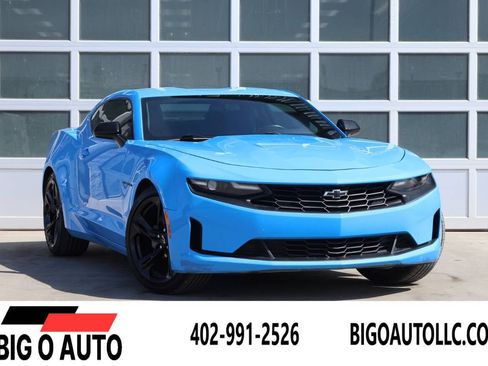 Used 2022 Chevrolet Camaro LT image 1