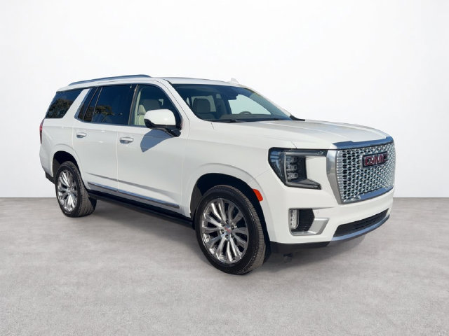 Used 2023 GMC Yukon Denali AWD/4WD image 7