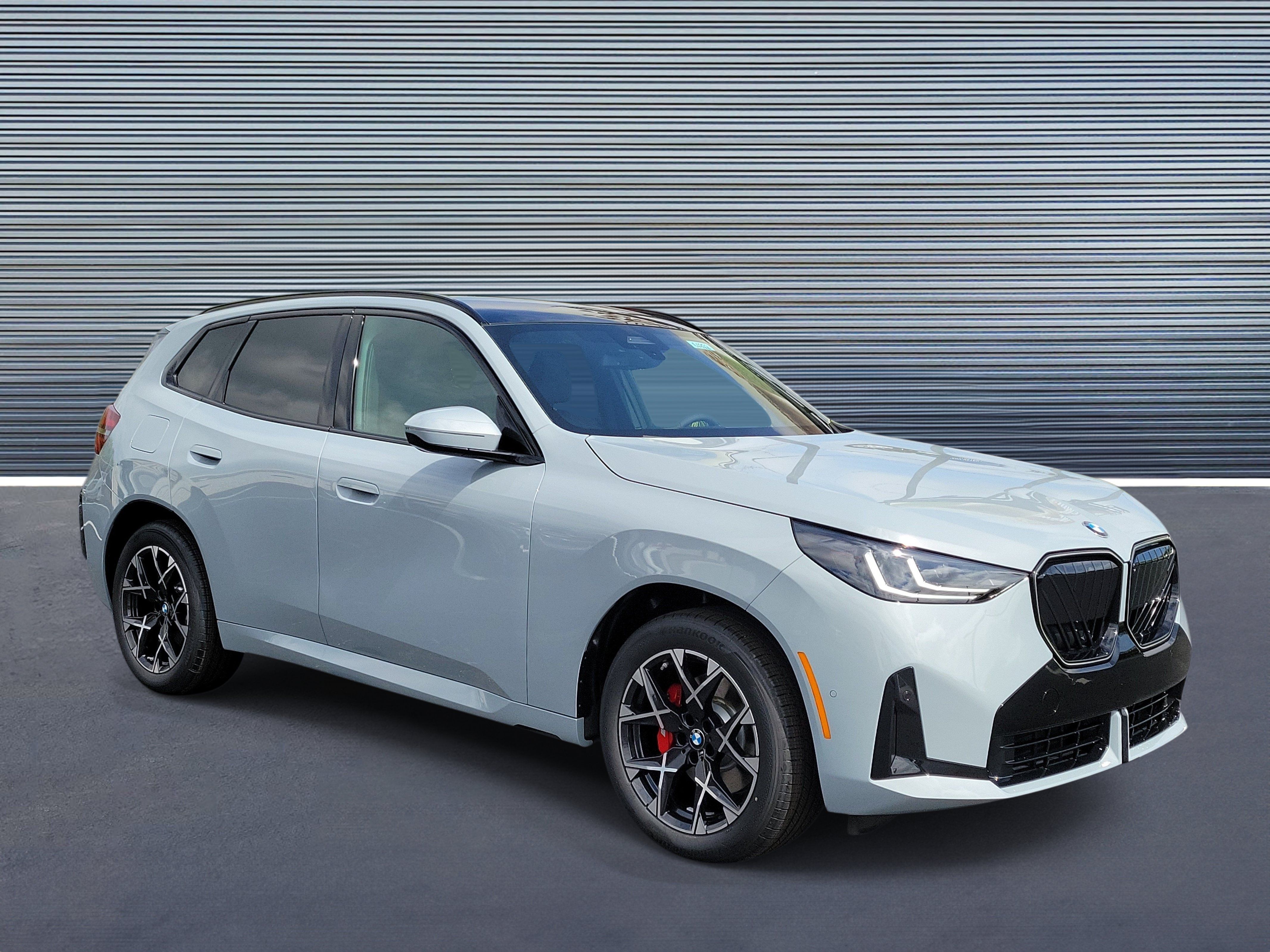 New 2026 BMW X3 xDrive30i w/ M Sport Package AWD/4WD image 2
