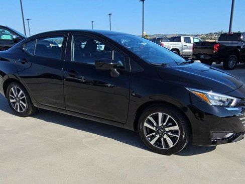 Used 2025 Nissan Versa SV FWD image 2