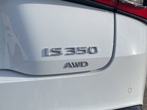 Used 2022 Lexus IS 350 F Sport image 5