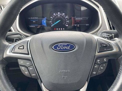 Used 2017 Ford Edge SEL w/ Equipment Group 201A FWD image 22