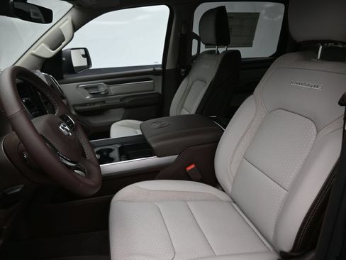 New 2026 RAM 1500 Laramie w/ Laramie Southwest Edition AWD/4WD image 33