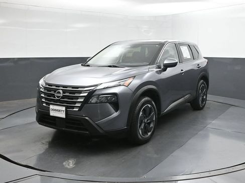 Certified 2024 Nissan Rogue SV FWD image 1