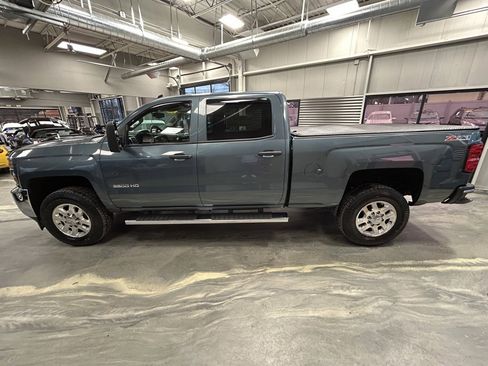 Used 2015 Chevrolet Silverado 3500 LT w/ LT Convenience Package image 32