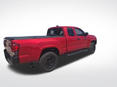 Used 2022 Toyota Tacoma SR RWD image 3
