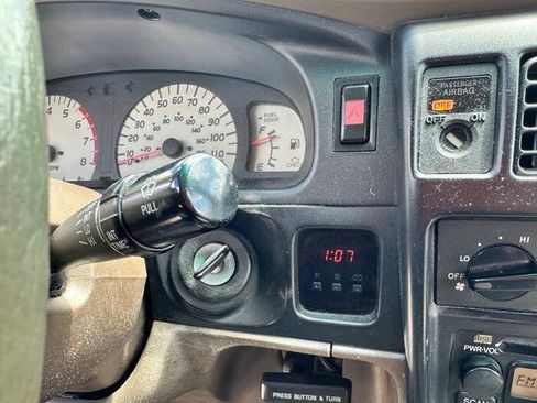 Used 2003 Toyota Tacoma 4x4 Xtracab image 36