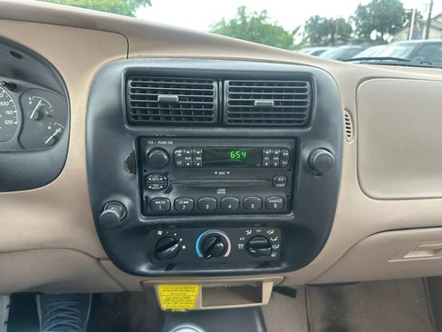 Used 2001 Ford Ranger 2WD Regular Cab image 13