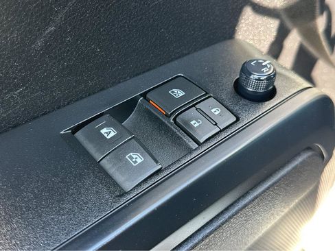 Used 2021 Toyota Tacoma SR image 33