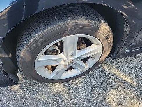 Used 2013 Toyota Camry SE image 9