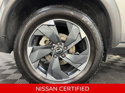 Certified 2025 Nissan Rogue SV AWD/4WD image 11