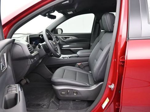 New 2026 Chevrolet Traverse LT w/ Driver Confidence Package image 32