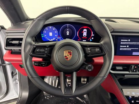Certified 2025 Porsche Macan 4S Electric w/ Premium Package AWD/4WD image 24