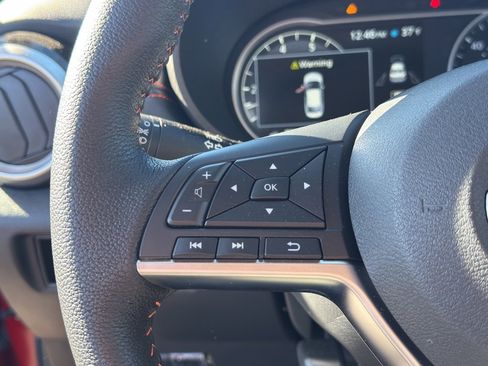 New 2025 Nissan Versa SR w/ Trunk Package image 19