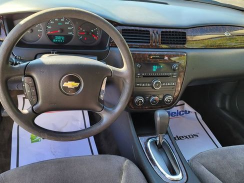 Used 2014 Chevrolet Impala Limited LS image 24