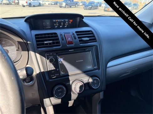 Used 2015 Subaru Forester 2.5i Touring w/ Eyesight & Navigation System image 10